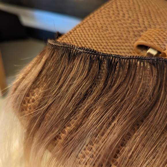 Hair extensions - Picture 5 of 13